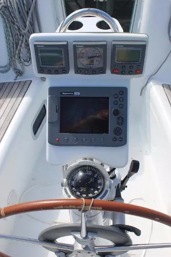 Slide: The Image of Beneteau 343 2005 - 6