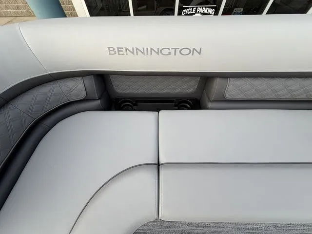 Slide: The Image of Bennington S Swingback 23 SSB-D 2026 - 10