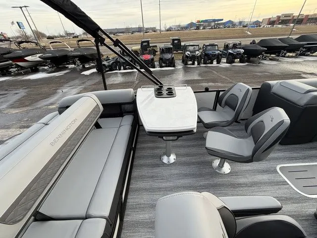 Slide: The Image of Bennington S Swingback 23 SSB-D 2026 - 28