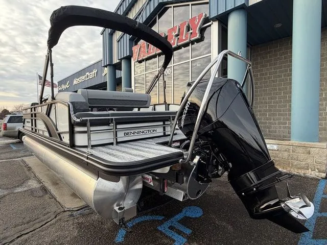 Slide: The Image of Bennington S Swingback 23 SSB-D 2026 - 3