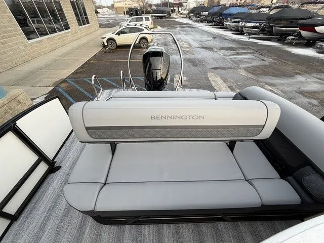 Slide: The Image of Bennington S Swingback 23 SSB-D 2026 - 34