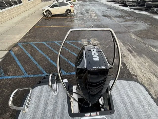 Slide: The Image of Bennington S Swingback 23 SSB-D 2026 - 39