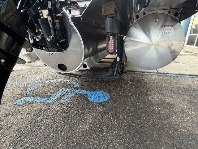 Slide: The Image of Bennington S Swingback 23 SSB-D 2026 - 4