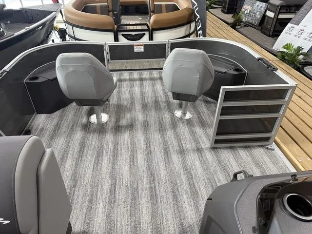 Slide: The Image of Bennington 22SF TriToon Pontoon 2026 - 3
