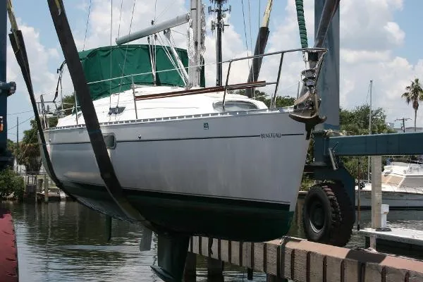Slide: The Image of Beneteau Oceanis 321 1997 - 1