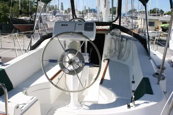 Slide: The Image of Beneteau Oceanis 321 1997 - 11