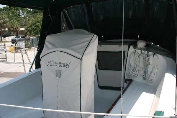 Slide: The Image of Beneteau Oceanis 321 1997 - 8
