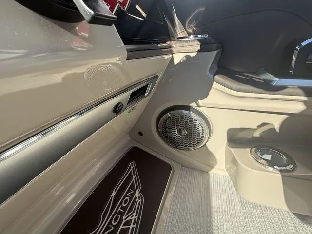 Slide: The Image of Bennington 25 QXSBA 2026 - 27