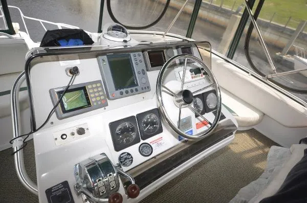 Slide: The Image of Mainship 34 Motoryacht 1998 - 5