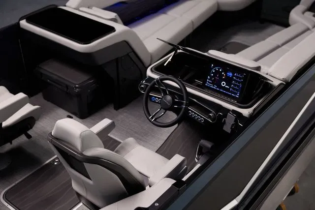 Slide: The Image of Flamingo Rove 24' 2026 - 3