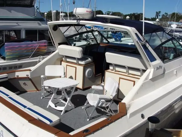 Slide: The Image of Sea Ray 390 1986 - 1