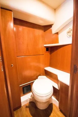 Slide: The Image of Silverton 43 Motor Yacht 2004 - 11