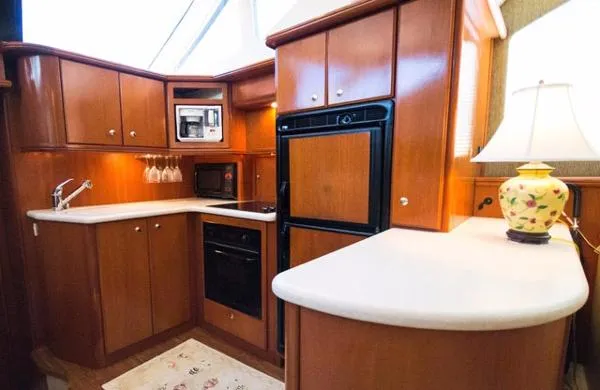 Slide: The Image of Silverton 43 Motor Yacht 2004 - 8