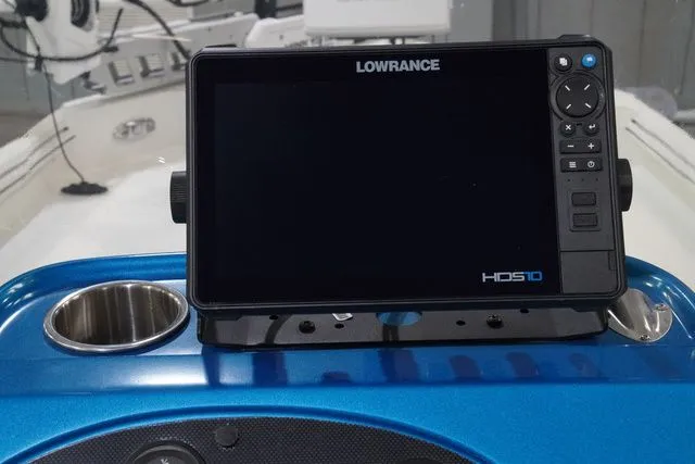 Slide: The Image of Excel Bay Pro Elite 183 2024 - 18