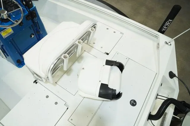 Slide: The Image of Excel Bay Pro Elite 183 2024 - 22