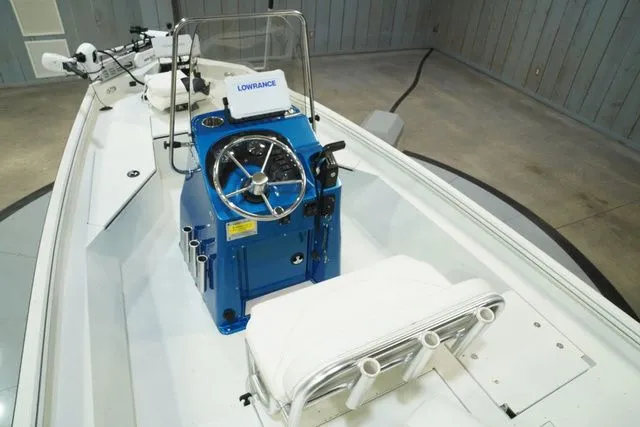 Slide: The Image of Excel Bay Pro Elite 183 2024 - 23