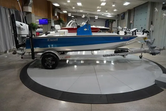 Slide: The Image of Excel Bay Pro Elite 183 2024 - 8