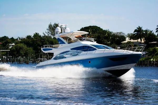 Slide: The Image of Azimut Flybridge 2016 - 3