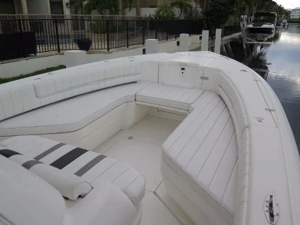 Slide: The Image of Intrepid 30 Center Console 2009 - 8