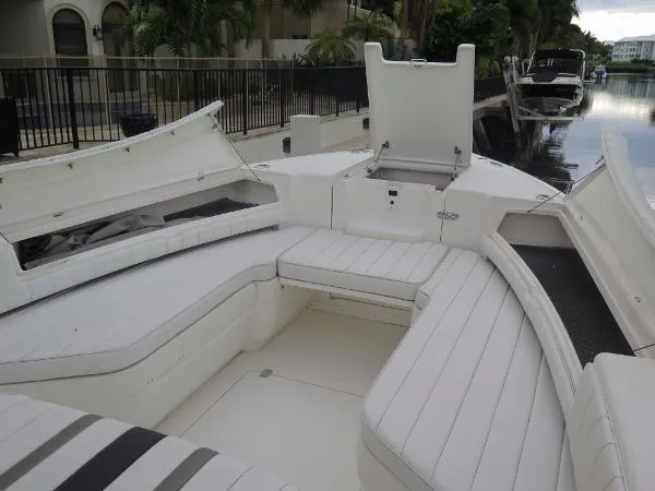 Slide: The Image of Intrepid 30 Center Console 2009 - 9