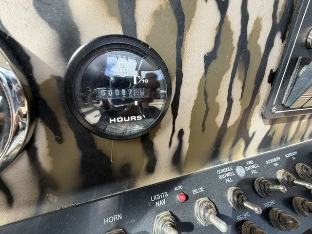 Slide: The Image of Avid 20 Rogue 2024 - 7