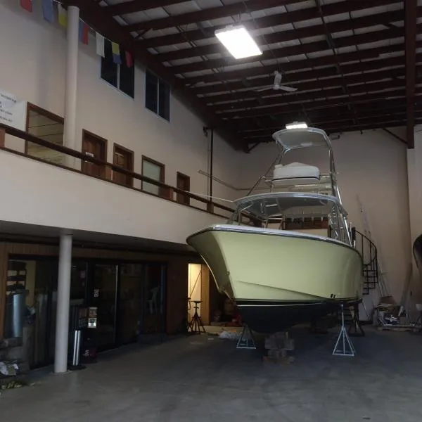 Slide: The Image of Rybo Runner 30 Center Console 2018 - 4