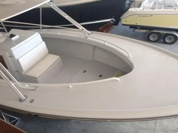Slide: The Image of Rybo Runner 30 Center Console 2018 - 5