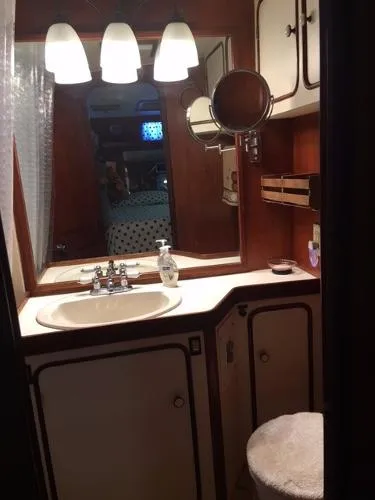 Slide: The Image of Gulfstar 44 Motor Yacht 1980 - 11