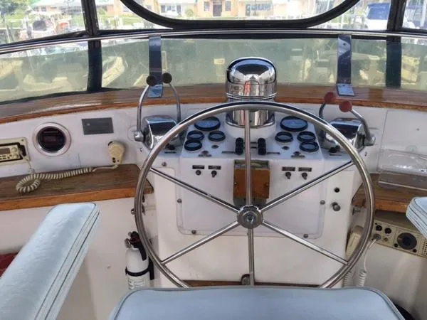 Slide: The Image of Gulfstar 44 Motor Yacht 1980 - 2