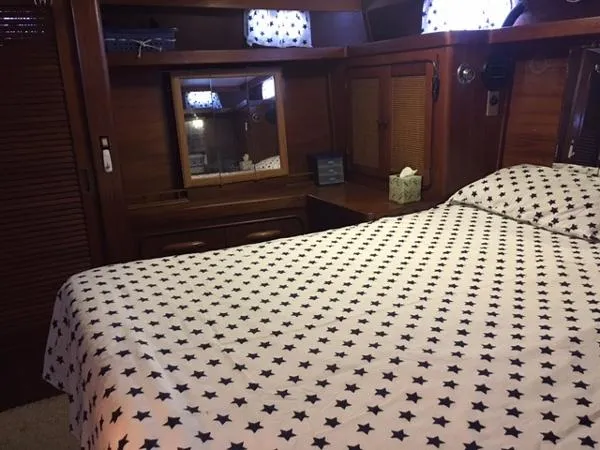 Slide: The Image of Gulfstar 44 Motor Yacht 1980 - 9
