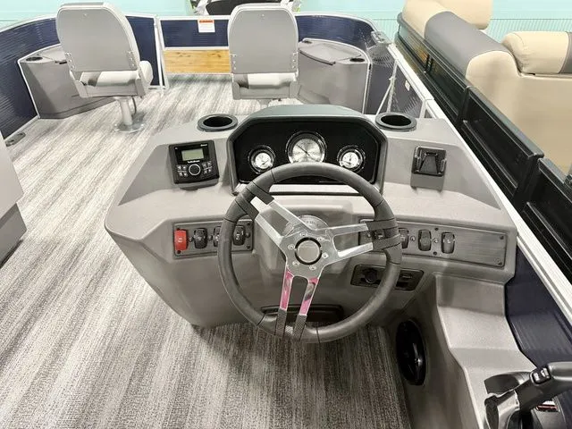 Slide: The Image of Bennington S Fish 22 SF 2025 - 6