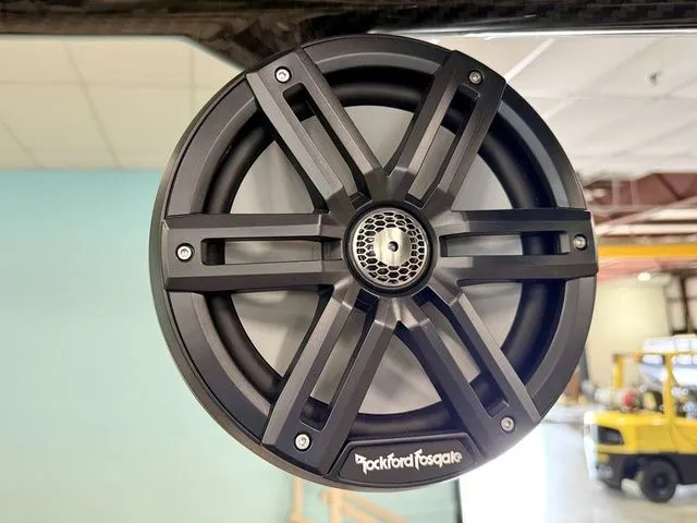 Slide: The Image of Bennington M Swingback 24 MSB 2026 - 16