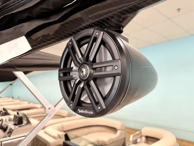 Slide: The Image of Bennington M Swingback 24 MSB 2026 - 18