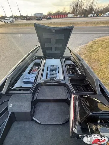 Slide: The Image of Skeeter ZXE21 2026 - 15