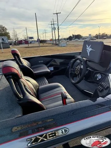 Slide: The Image of Skeeter ZXE21 2026 - 8