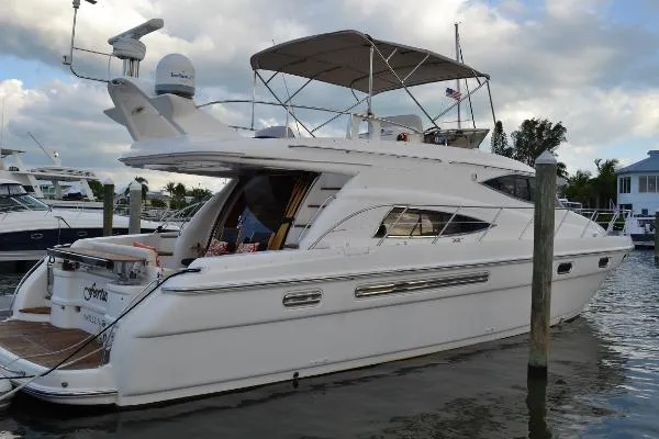 Slide: The Image of Sealine T52 2005 - 0
