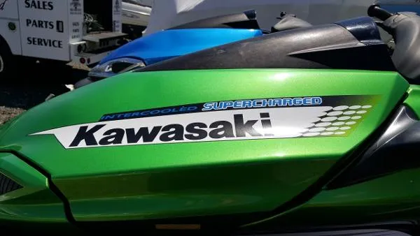 Slide: The Image of Kawasaki Ultra 300X 2012 - 7