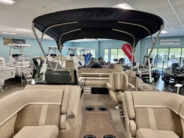 Slide: The Image of Bennington M Swingback 22 MSB 2026 - 13