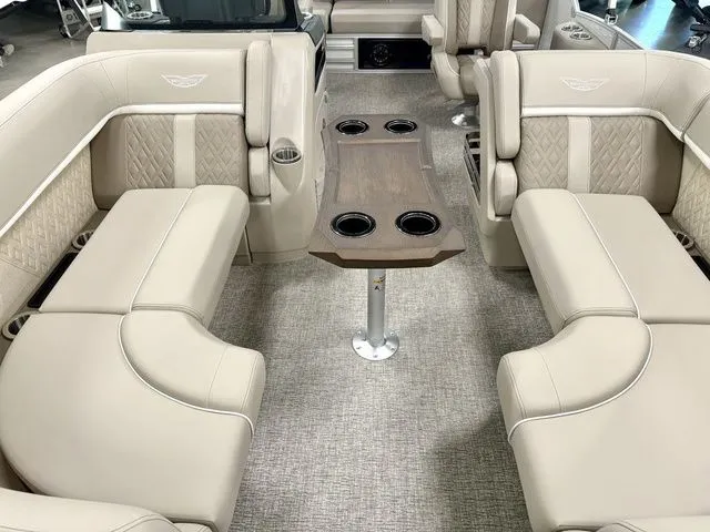 Slide: The Image of Bennington M Swingback 22 MSB 2026 - 3