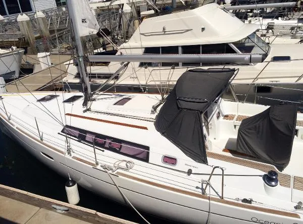 Slide: The Image of Beneteau Oceanis 37 2012 - 4