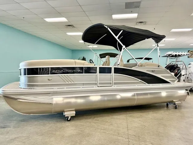 The Image of Bennington M Swingback 22 MSB 2026 - 1