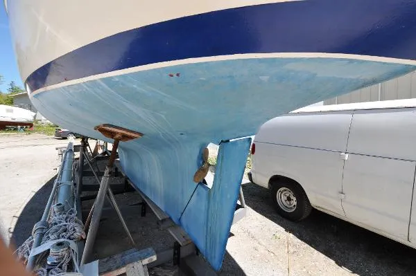 Slide: The Image of Cape Dory 30 1985 - 8