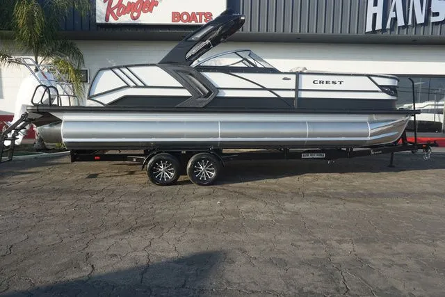 Slide: The Image of Crest Continental 260 SLS 2026 - 4