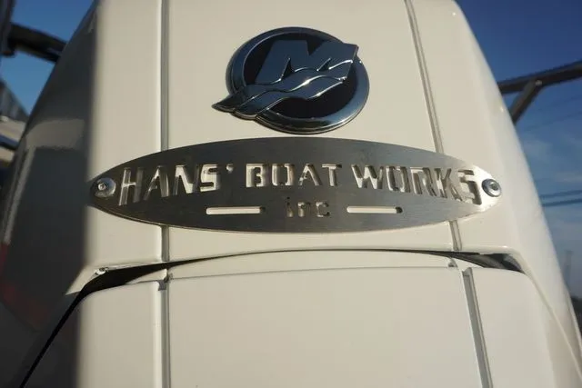 Slide: The Image of Crest Continental 260 SLS 2026 - 44