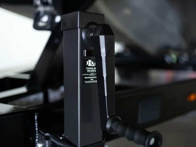 Slide: The Image of Montara 25' SURF BOSS EVO 2026 - 17