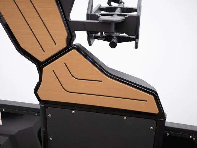 Slide: The Image of Montara 25' SURF BOSS EVO 2026 - 29