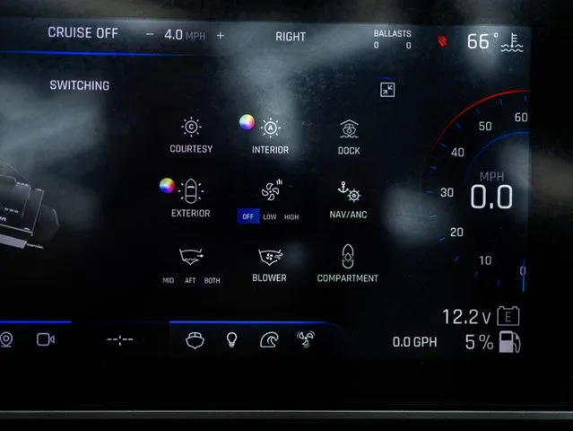 Slide: The Image of Montara 25' SURF BOSS EVO 2026 - 44