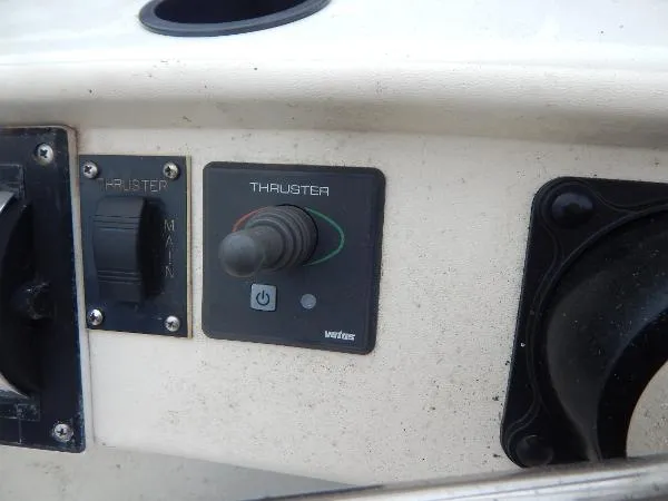 Slide: The Image of Chris-Craft 291 Catalina 1985 - 10