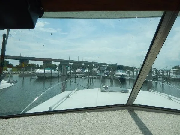 Slide: The Image of Chris-Craft 291 Catalina 1985 - 7