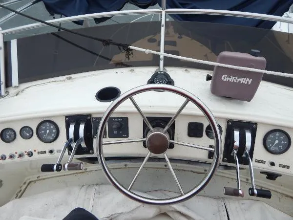 Slide: The Image of Chris-Craft 291 Catalina 1985 - 8
